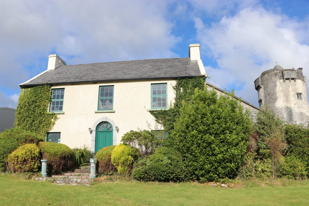 Exterior of Newtown House beside Newtown Castle